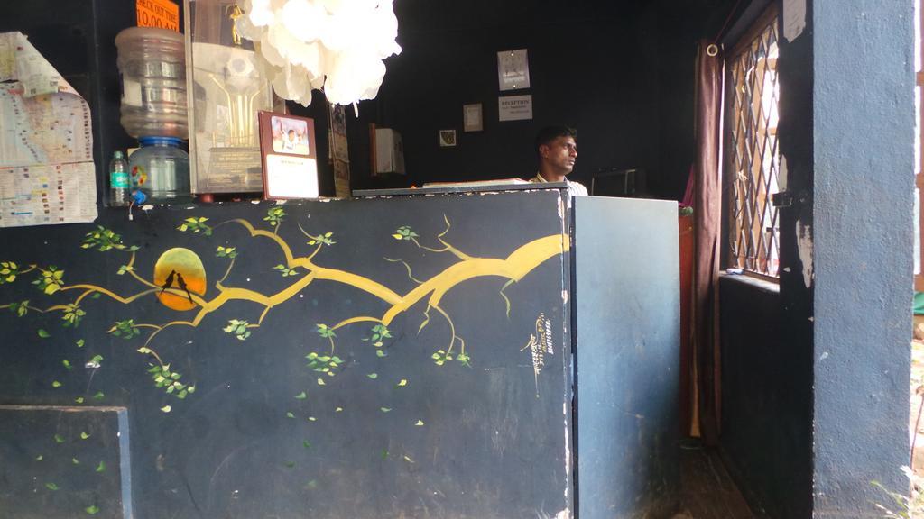 Alina Guest House Calangute Buitenkant foto
